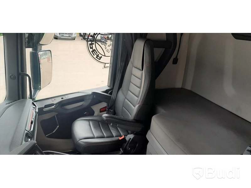 Fjärrbil Scania R 580 -2019 | Öppningsbar sida | Ny besiktigad: 2025-08-31