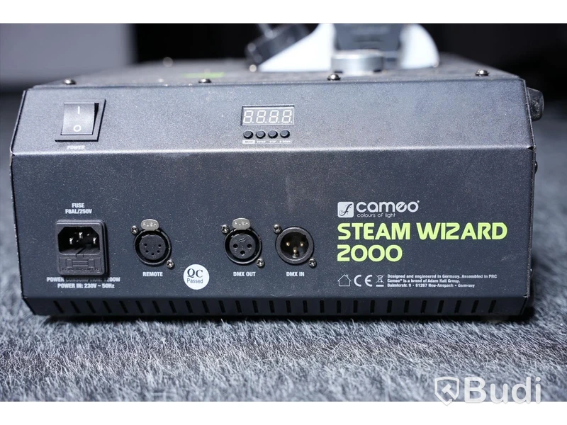 Rökmaskin med LED - Cameo Steam Wizard 2000