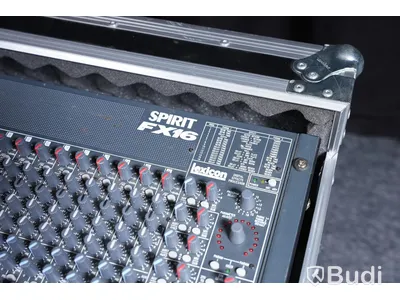 Mixerbord - Soundcraft Spirit FX16 inkl. rack case