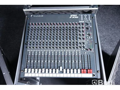 Mixerbord - Soundcraft Spirit FX16 inkl. rack case