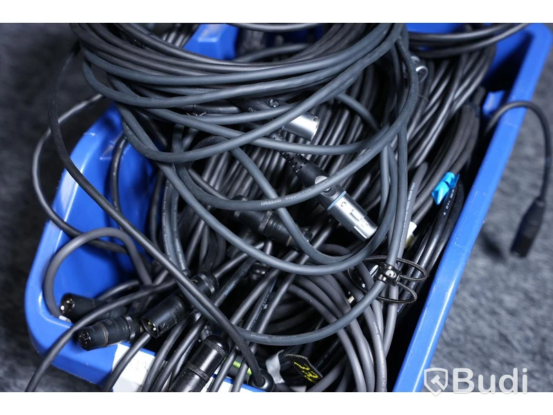 XLR-kablar - Låda m XLR-kablar