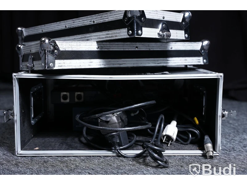 Rackcase med Nowsonic stage router