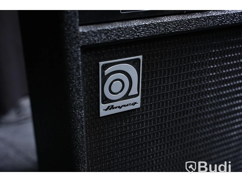 Basförstärkare - Ampeg BA-115 V2