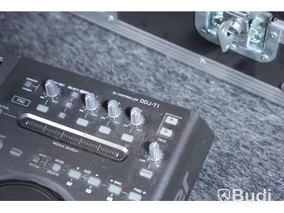 DJ-mixerbord - Pioneer DDJ-T1 inkl. hardcase