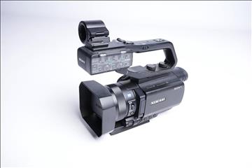 Videokamera - PWX-X70, Sony. Inkl. fokus, strömkabel och fjärrkontroll.