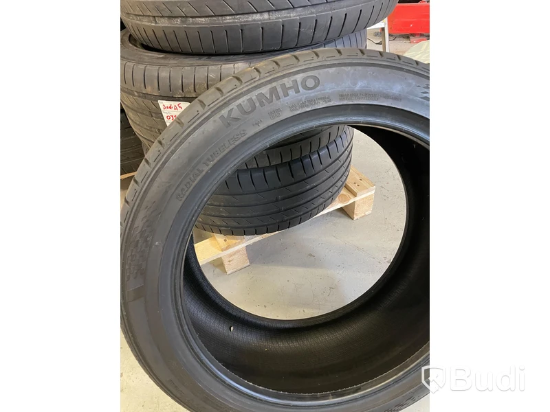 Sommardäck - 4 st. Kumho, Ecsta PS71. Exkl. fälgar.
