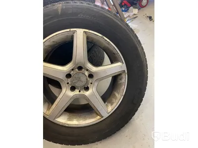 Vinterhjul - 4 st. Michelin, Latitude X-ice X12. Dubbfria.