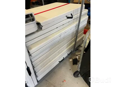 Ihopfällbara plastbord ca 15st