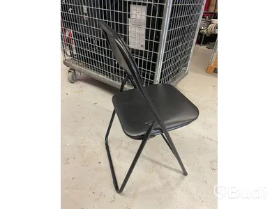Stort parti med klappstolar, svarta