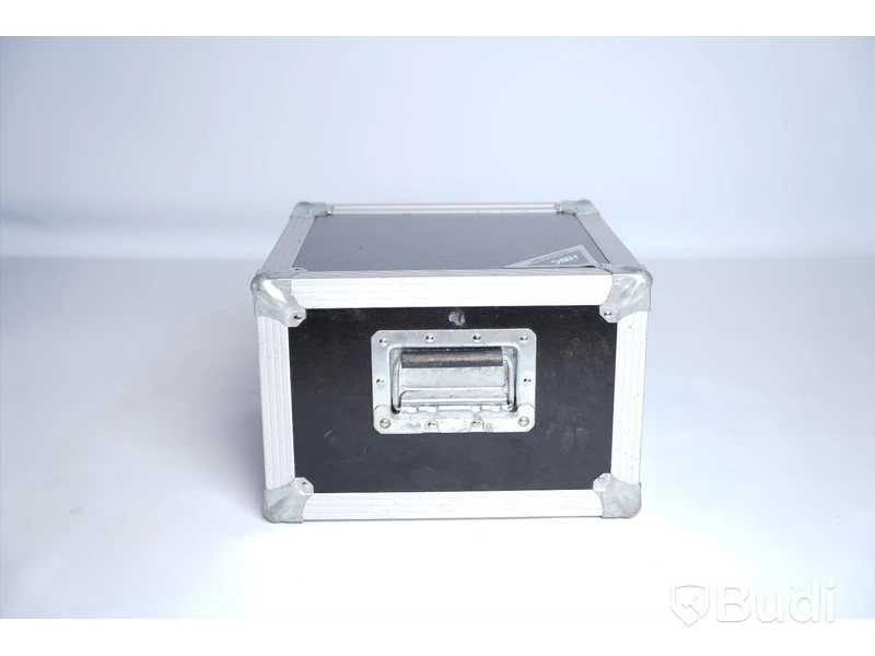 Hardcase, Holmberg Cases