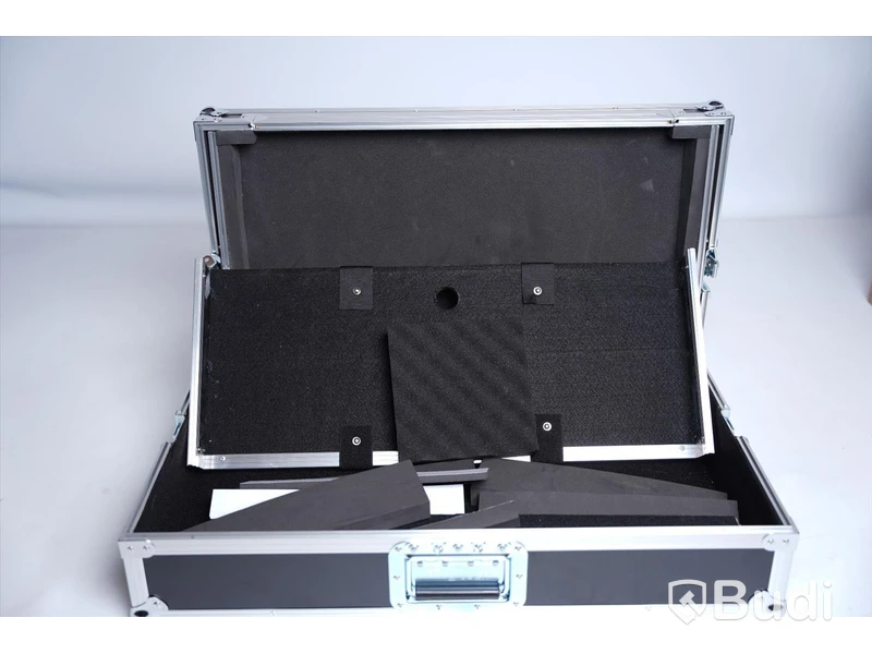 Hardcase, Prodjuser