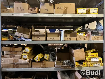 Stort varulager med nya verktyg och tillbehör