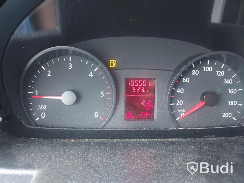 Volkswagen Crafter 35 2.0 TDI (163hk) - 2015 Volymskåp m dörrar bak