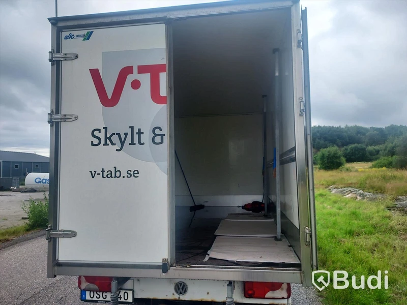 Volkswagen Crafter 35 2.0 TDI (163hk) - 2015 Volymskåp m dörrar bak