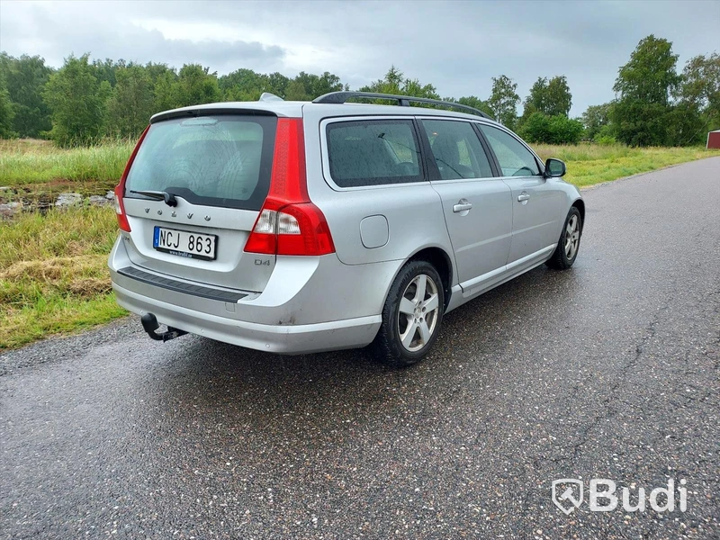 Volvo V70 D4 Momentum man (163hk) - 13 personbil