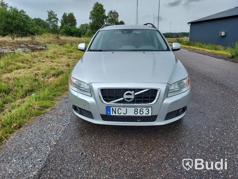 Volvo V70 D4 Momentum man (163hk) - 13 personbil