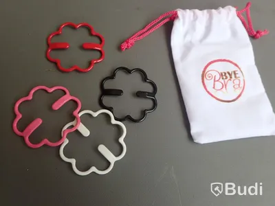 Parti med Nipple Covers olika modeller från Bye Bra