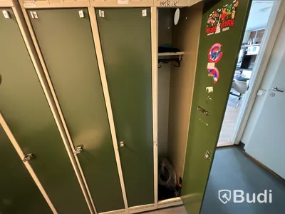 Klädskåp med 12-platser