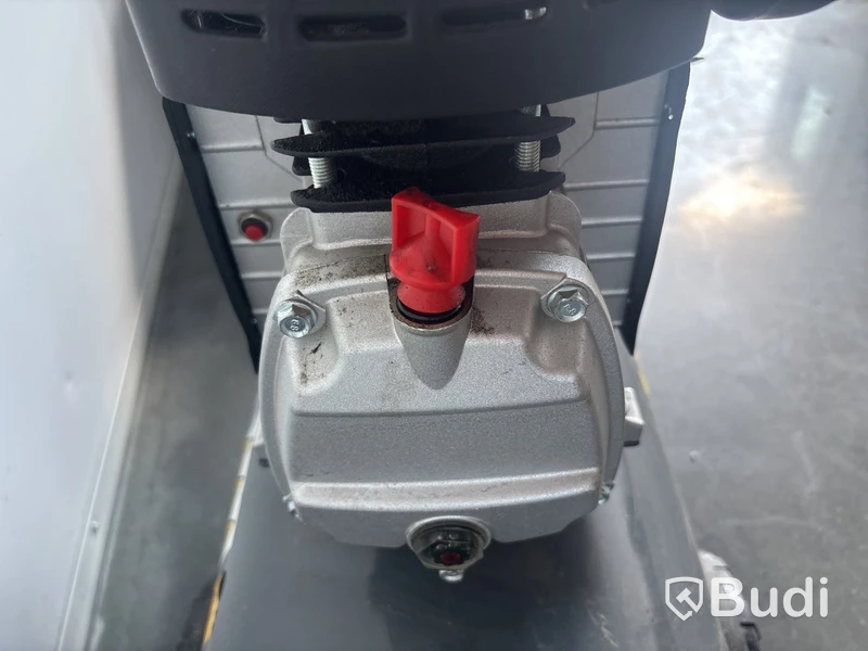 Kompressor Meec 50 L. 2 hp.
