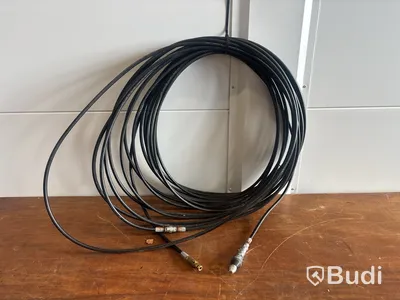 Dränkbar pump och avloppsrensslang