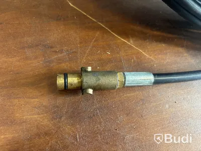 Dränkbar pump och avloppsrensslang