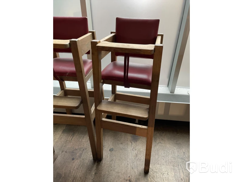 2st Barnstolar Höjd 110 cm