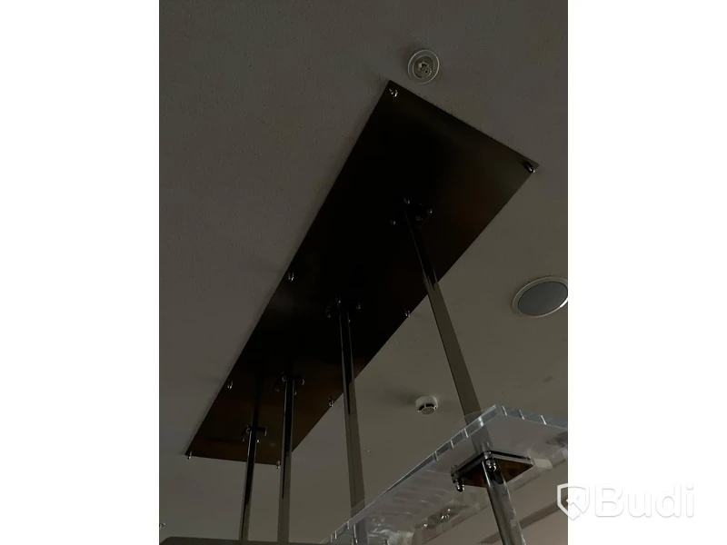 Takhängda glasspjut