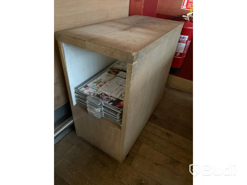3st Brickvagnar med brickor