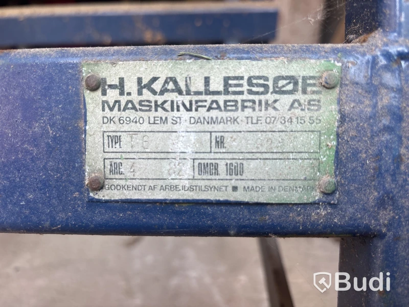 Vedkap traktordriven