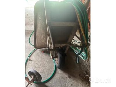 Cementblandare Limex 125L, skottkärra, vattenslang.