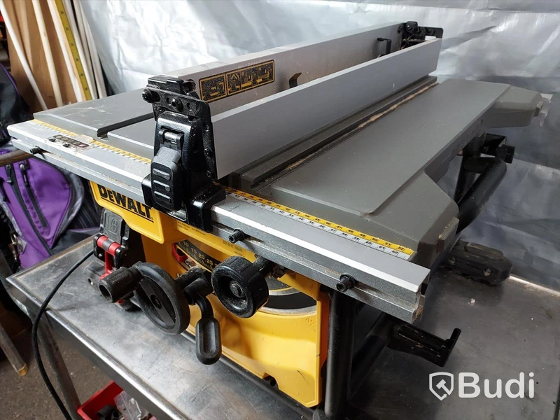 Bordssåg Dewalt DWE7485-QS