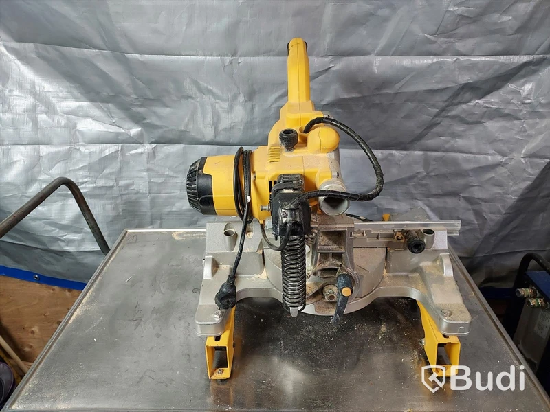 Kap- & gersåg Dewalt DWS777-QS inkl. stativ och fästen