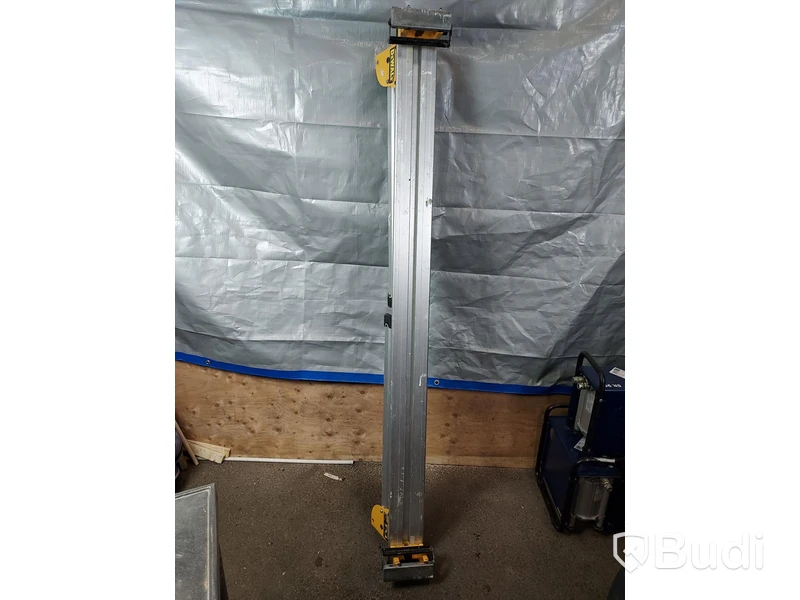 Kap- & gersåg Dewalt DWS777-QS inkl. stativ och fästen