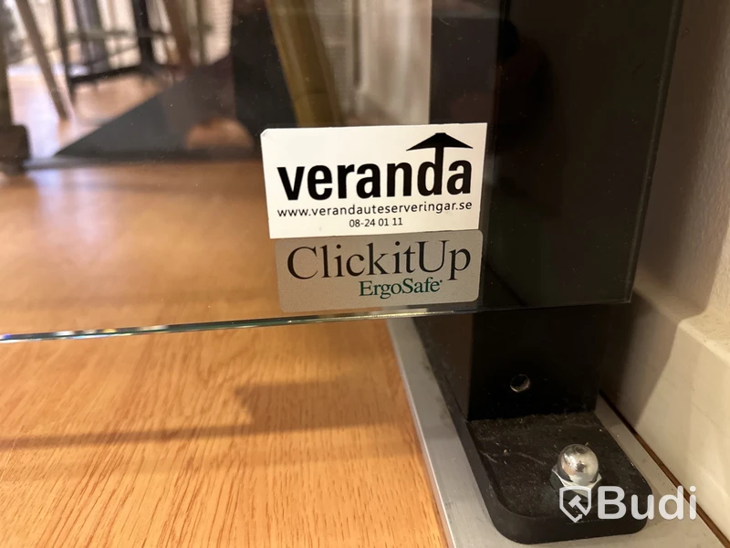 Skiljevägg i glas, ClickitUp