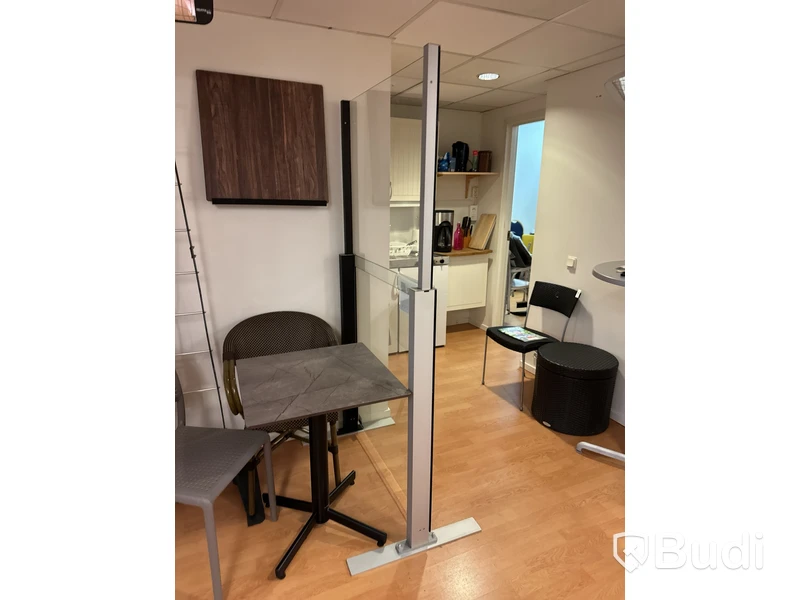 Skiljevägg i glas, ClickitUp