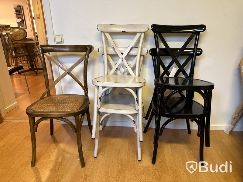 5 st. Stolar, blandade modeller, shabby chic stil