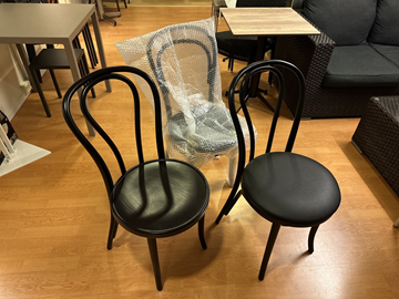 3 st. Stolar i trä, Fameg