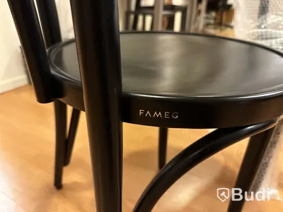 3 st. Stolar i trä, Fameg