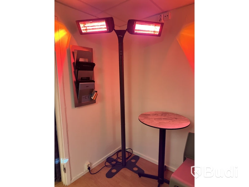 2 st. Infravärmare på stativ, Star Progetti Heliosa 44