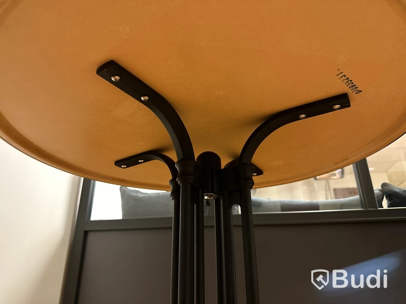 Bord och 3 st. stolar, olika modeller