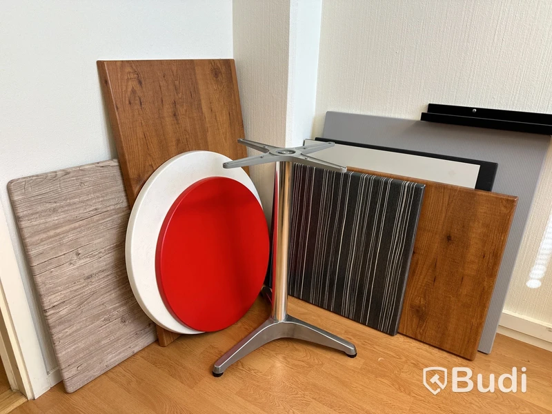 Bordstativ samt 9 st. Bordskivor