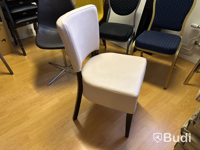5 st. Stolar, blandade modeller
