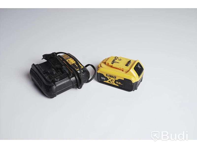 Tigersåg ink 2st 18V batterier och laddare. Dewalt DCS380