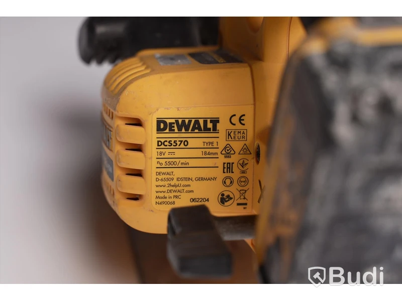 Cirkelsåg ink 2 st 18V batterier och laddare. Dewalt DCS570