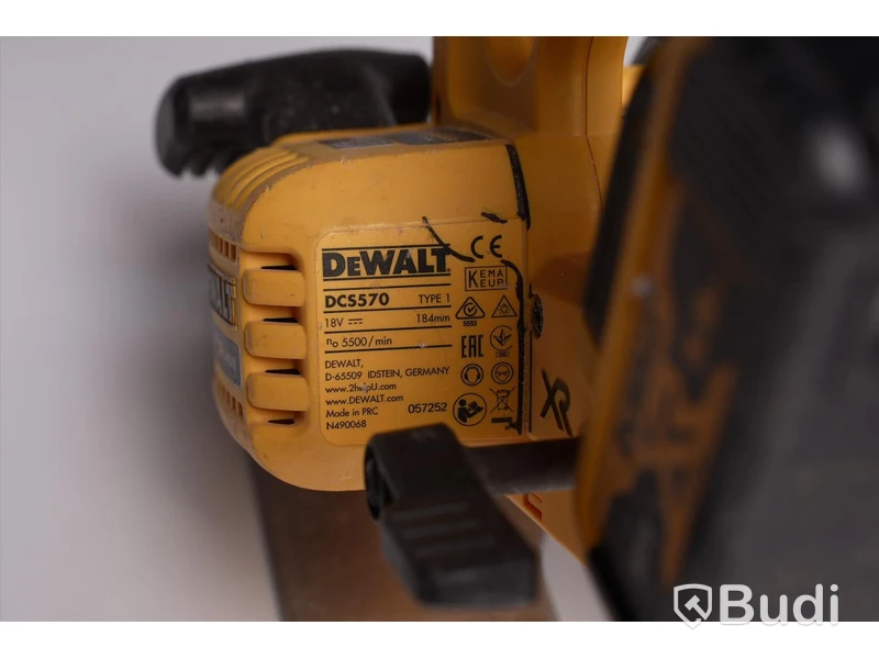 Cirkelsåg ink 2st 18V batterier och en laddare. Dewalt DCS570
