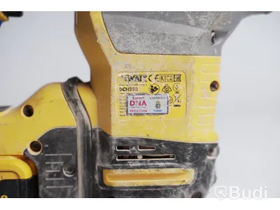 Borrhammare ink 2st 18V batterier och laddare. Dewalt DCH283