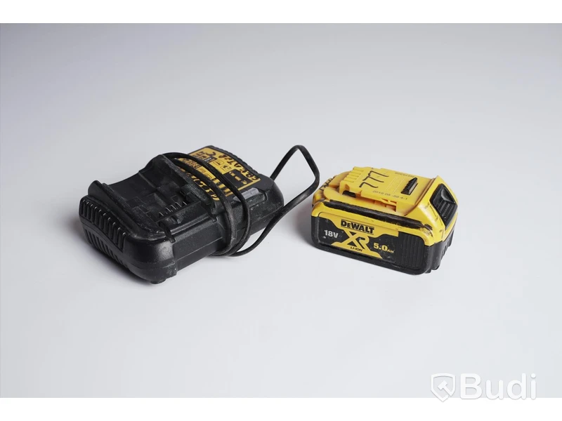 Borrhammare ink 2st 18V batterier och laddare. Dewalt DCH283