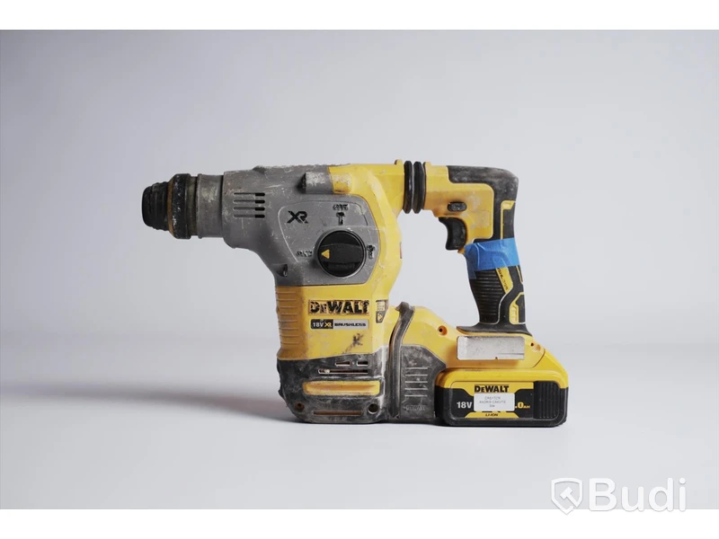 Borrhammare ink 2st 18V batterier och laddare. Dewalt DCH283