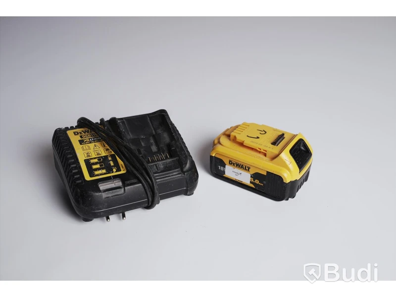 Borrhammare ink 2st 18V batterier och laddare. Dewalt DCH283