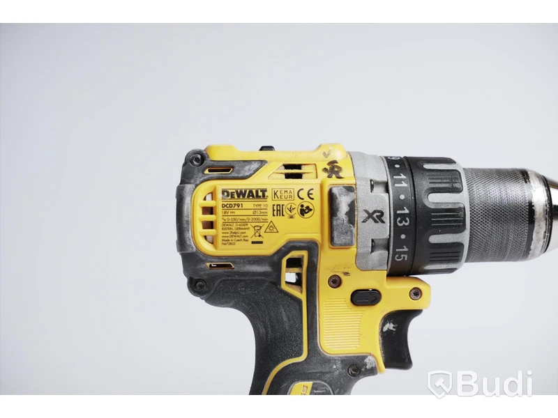 Skruvdragare ink 18V batteri och laddare. Dewalt DCD791